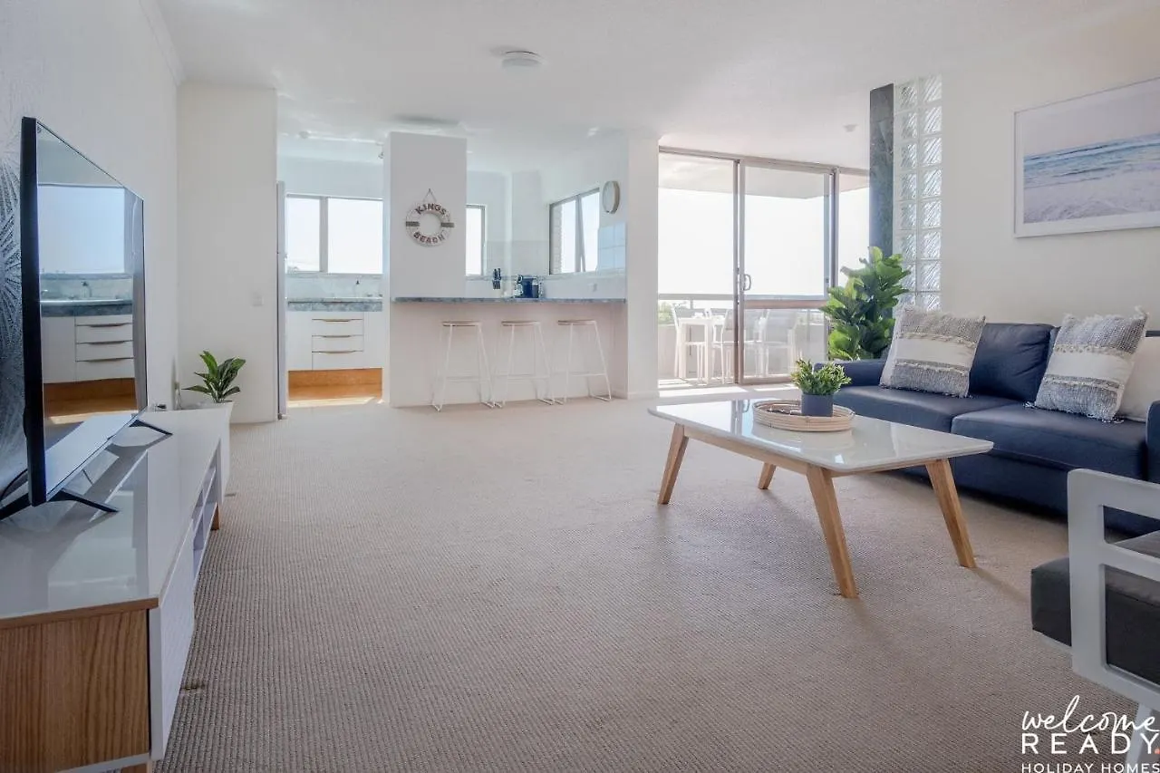 Retro Style Apartment Kings Beach With Ocean Views Caloundra